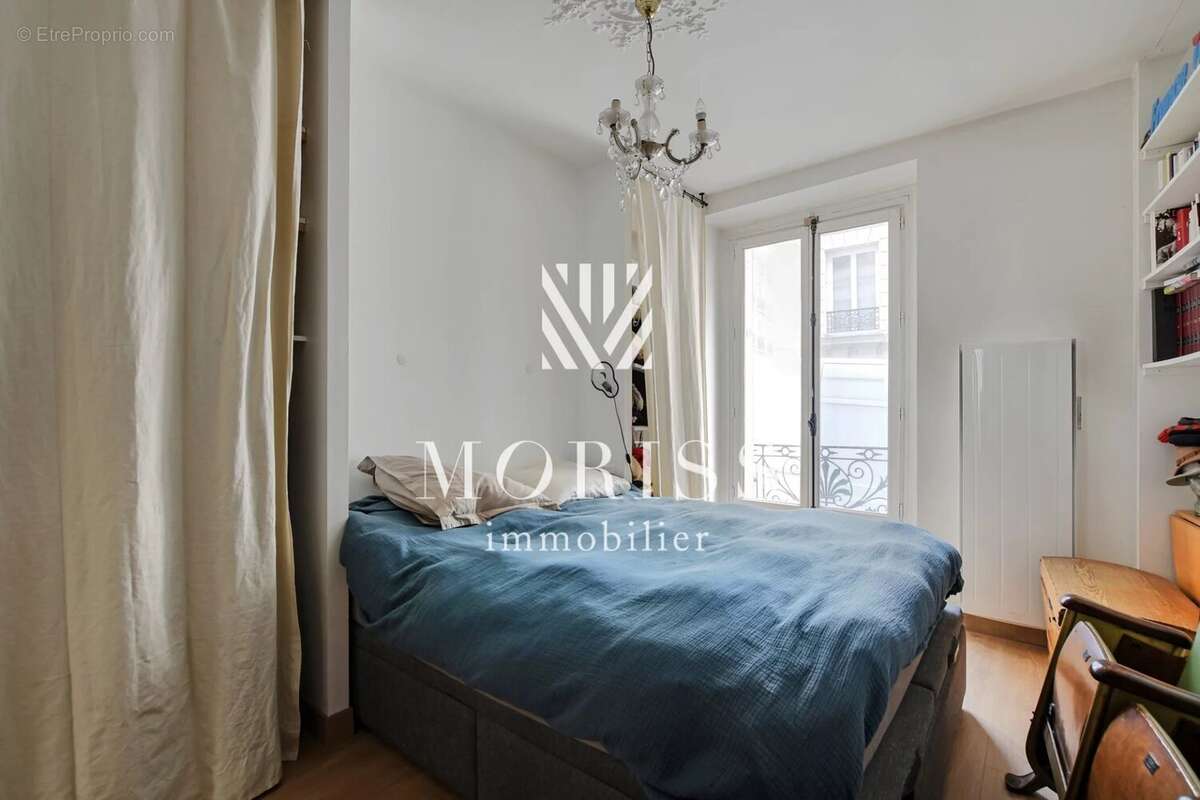 Appartement à PARIS-9E