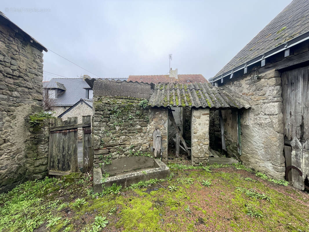 Maison à LA TURBALLE