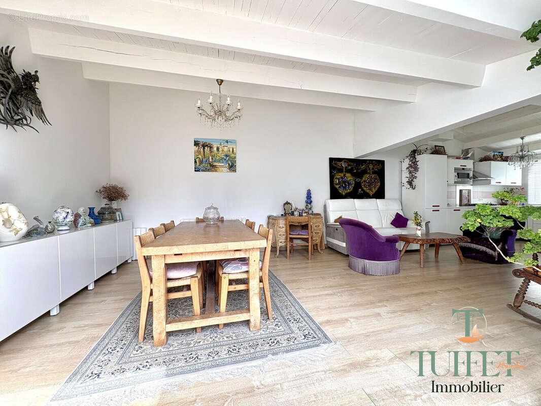 Maison à LES MATHES