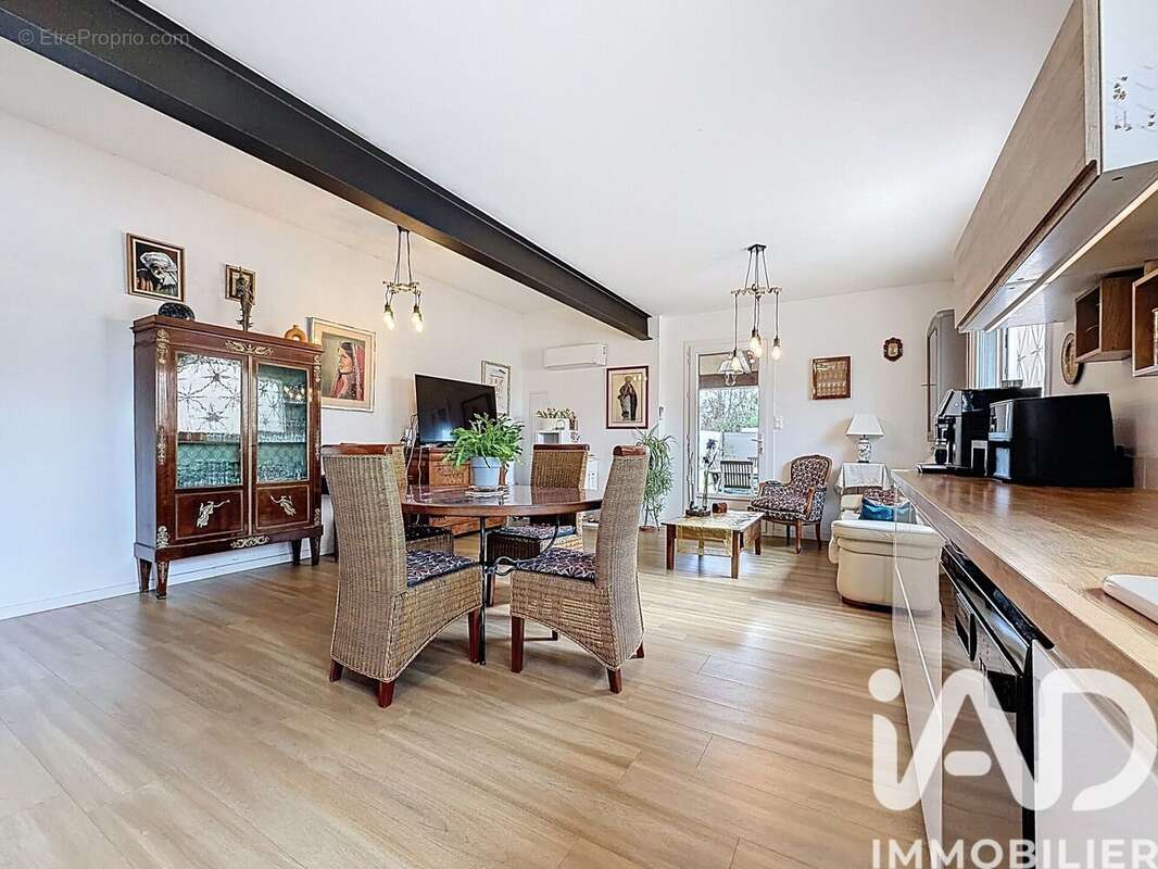 Photo 3 - Appartement à SALON-DE-PROVENCE