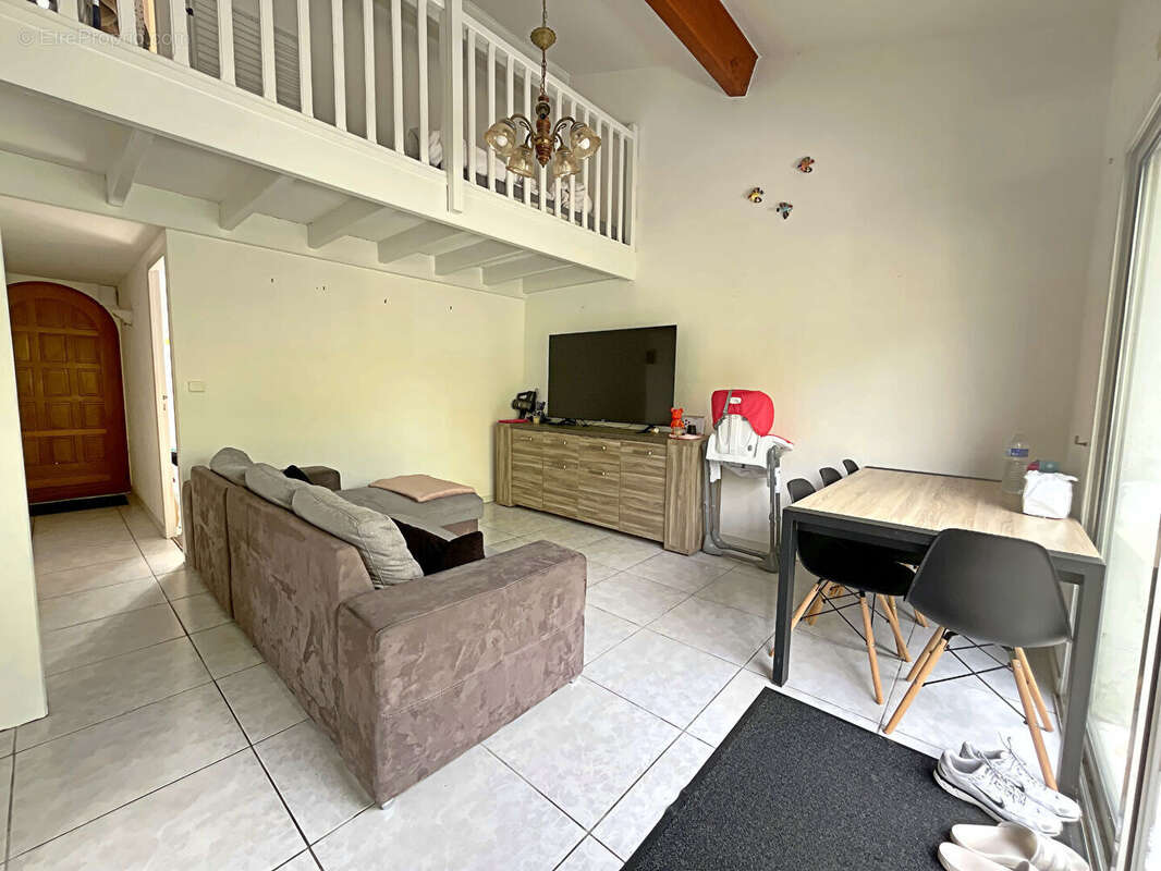 Maison à VAUX-SUR-MER