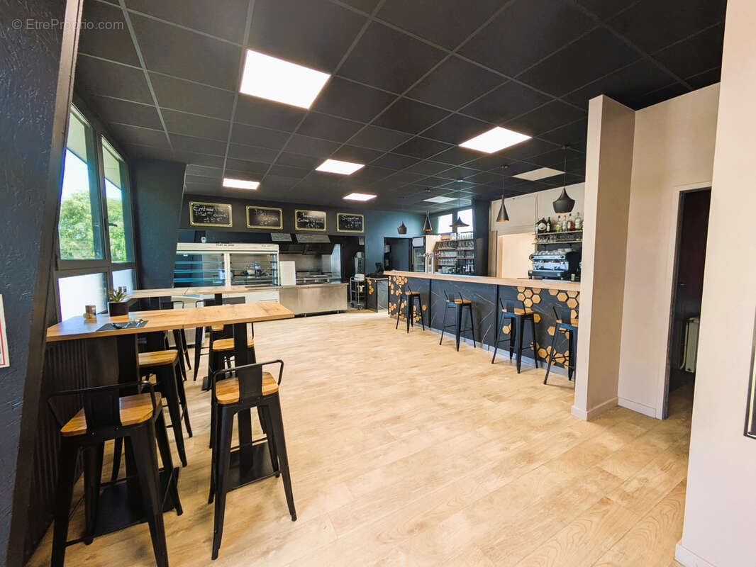 Restaurant fougeres - 200 m2 - photo 4
