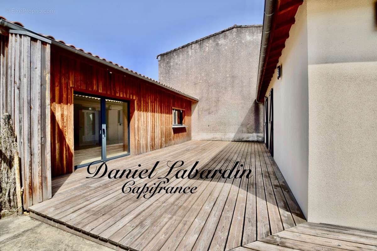 Maison à vendre 7 pièces CASTELJALOUX (47) - photo 2