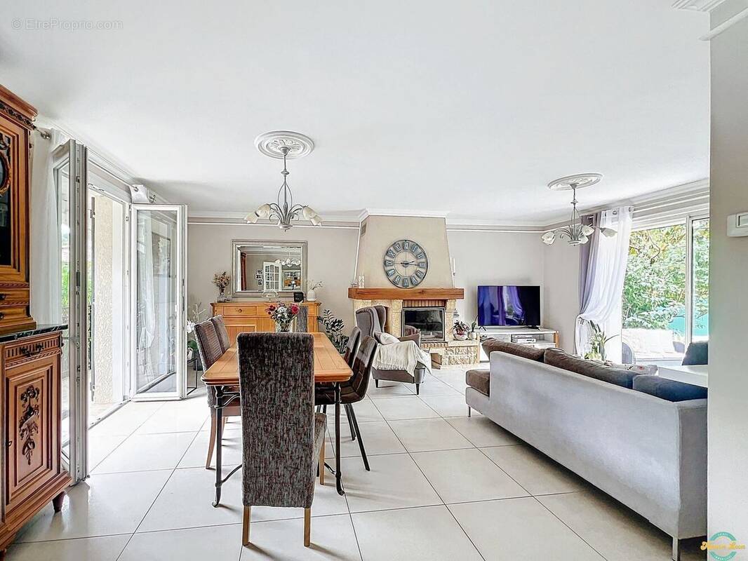 Maison à LOIRE-SUR-RHONE