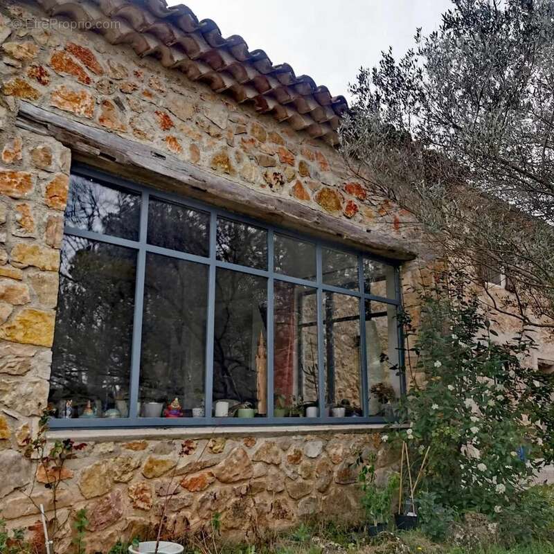 Maison à ENTRECASTEAUX