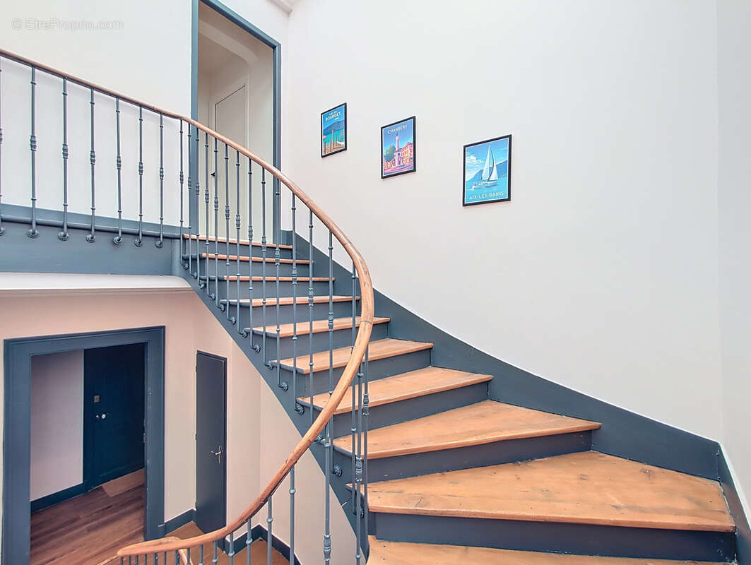 Appartement à AIX-LES-BAINS