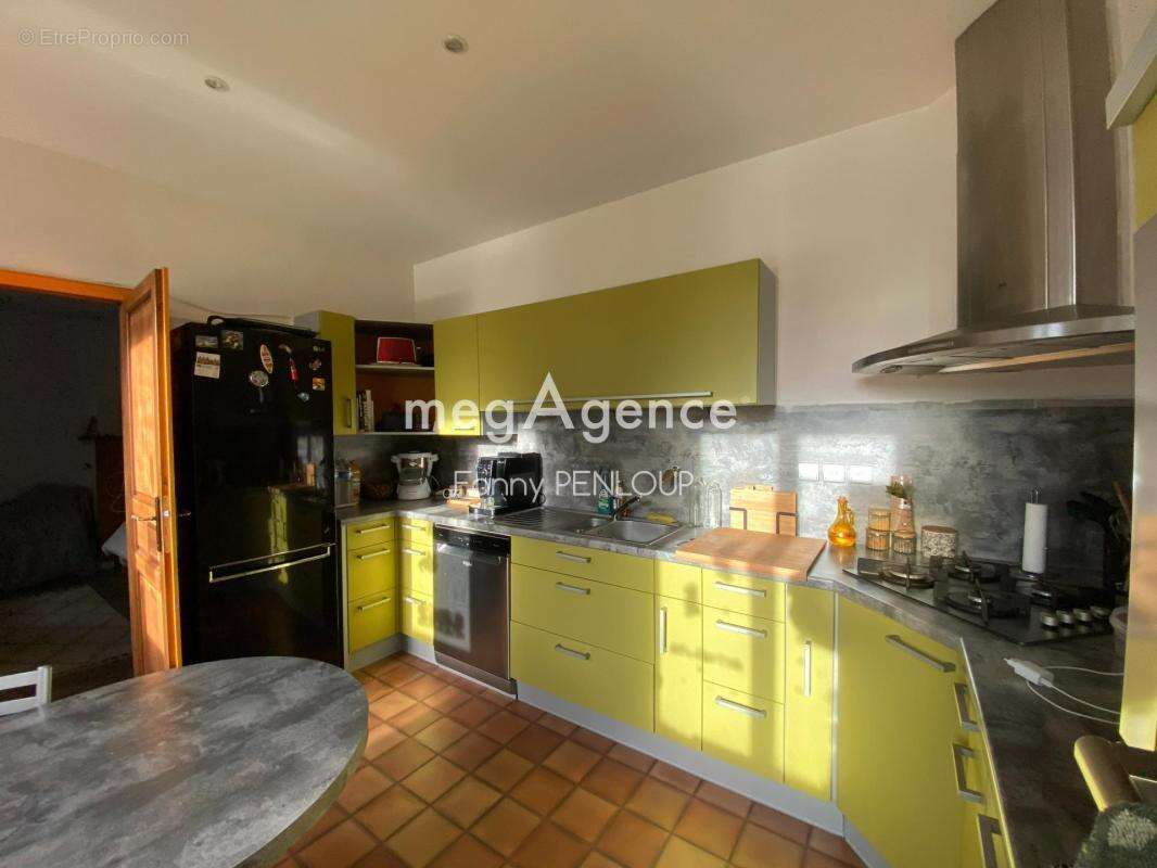 Maison à LES LOGES-MARCHIS