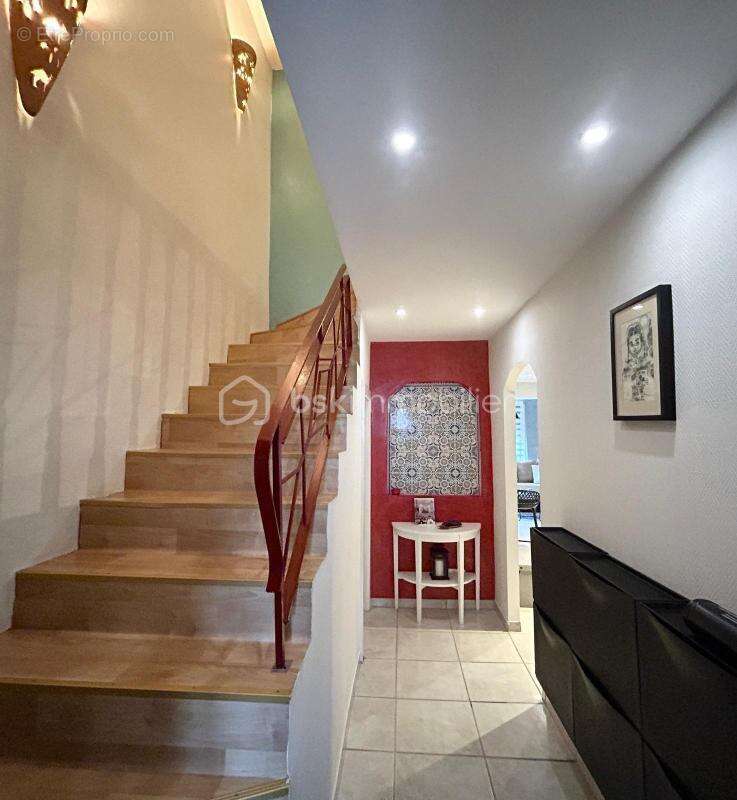 Grande maison avec local - photo 7