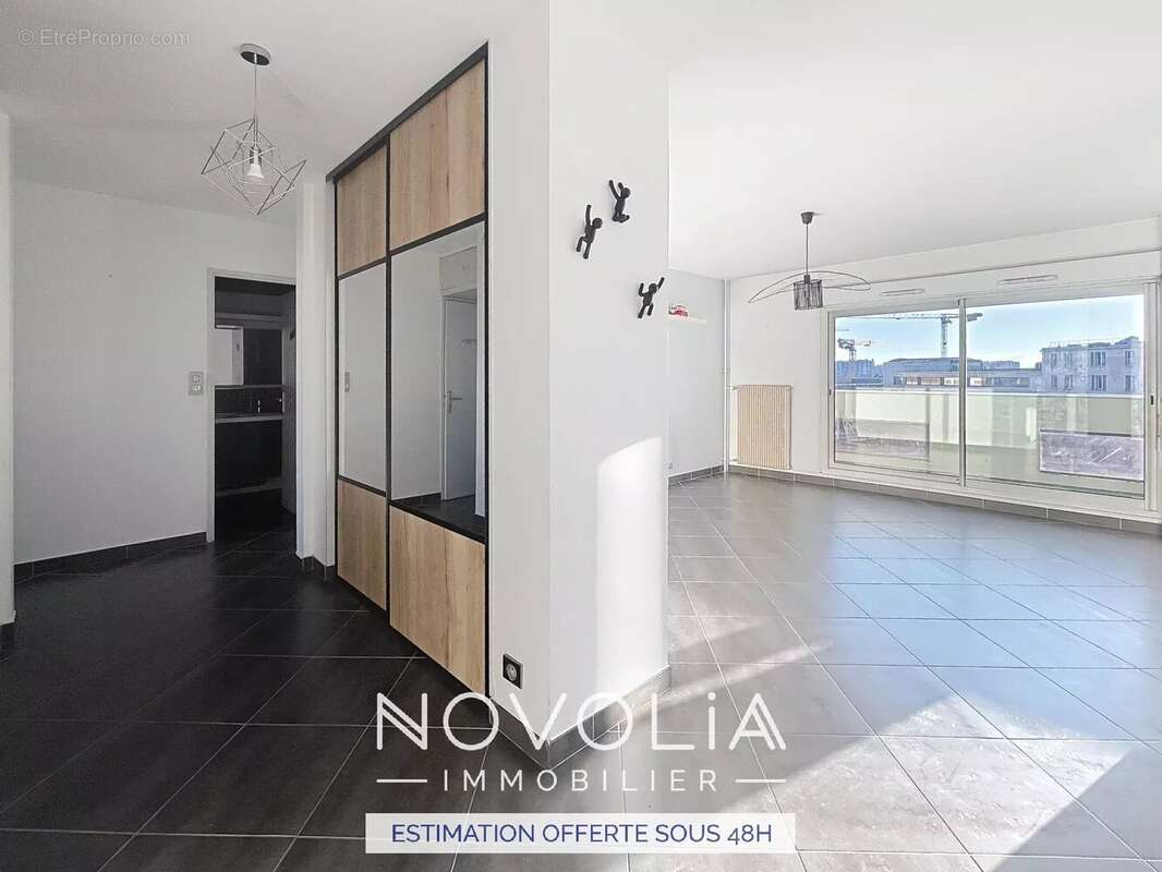 Appartement à LYON-8E