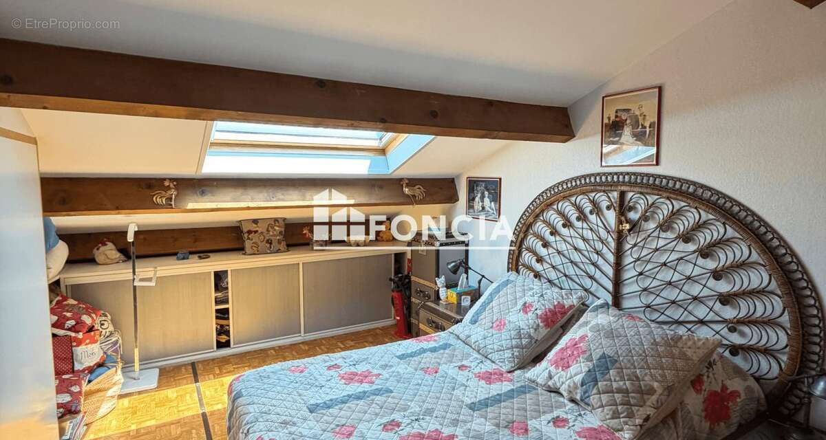 À vendre – studio avec mezzanine, terrasse, garage et parking – viager occupé - photo 8