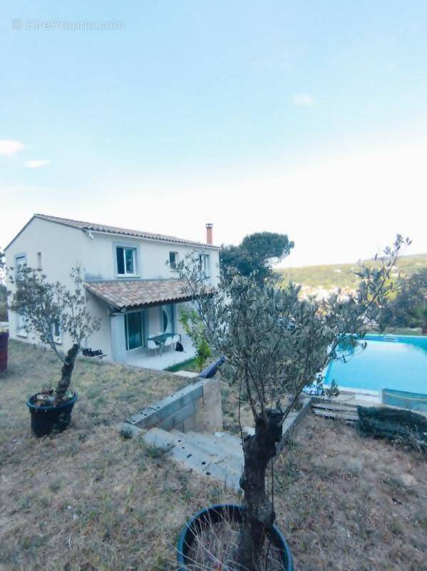 Maison à BAGNOLS-SUR-CEZE