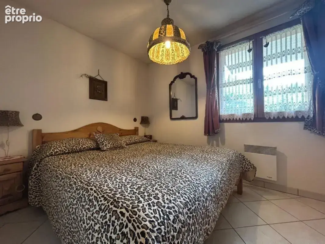 Briançon – T2 cabine 35 m² avec balcon, parking et cave – Tout à pied - photo 3