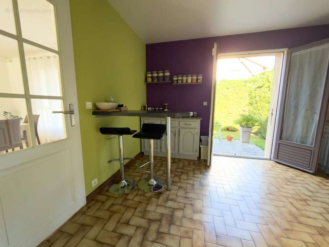 Maison à LES PAVILLONS-SOUS-BOIS