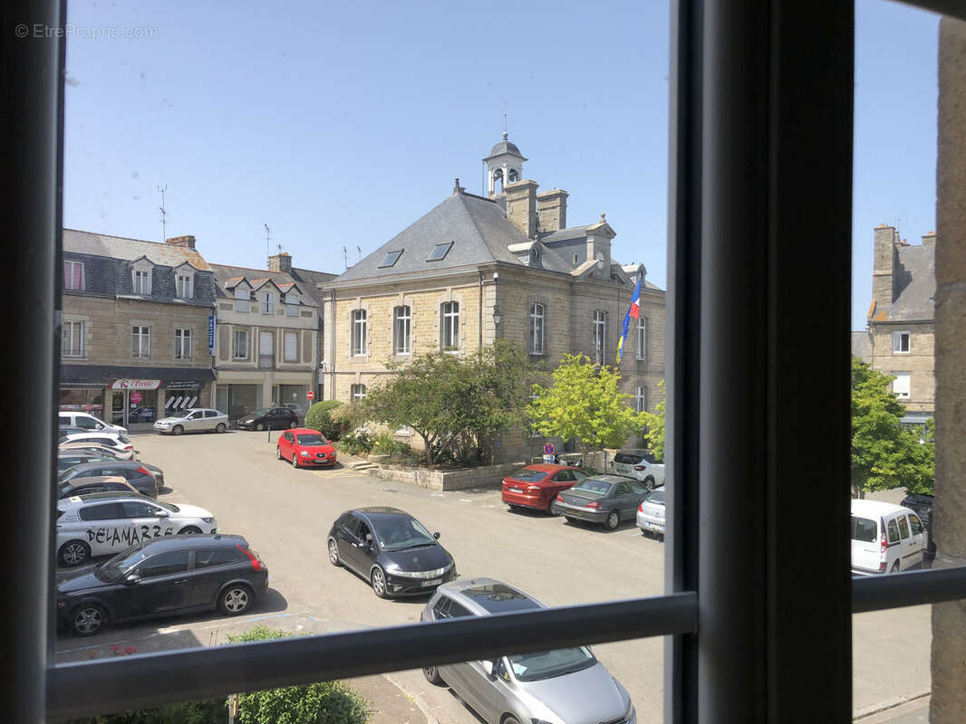 A vendre - soquet immobilier - ensemble de 2 maisons mitoyennes  gite+ local commercial  - plancoet centre - photo 8
