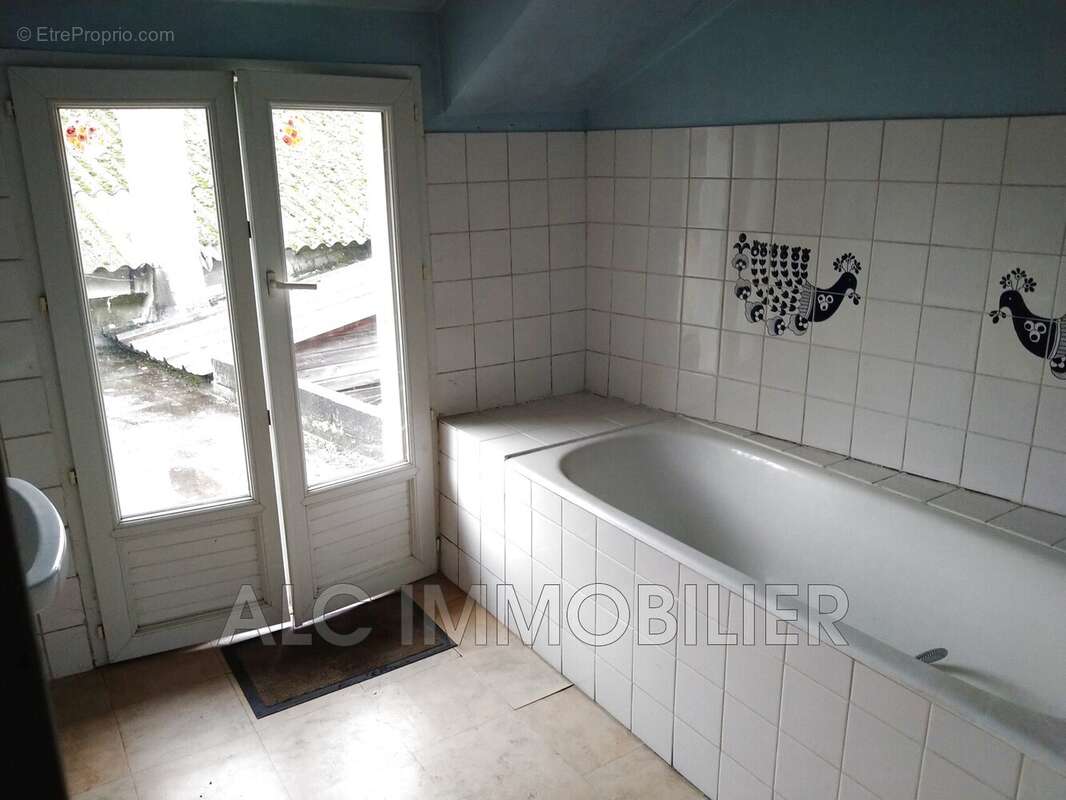 Appartement à SAINT-PIERRE-DES-NIDS