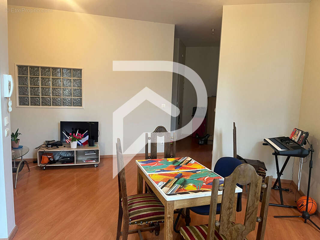 Appartement à OLORON-SAINTE-MARIE