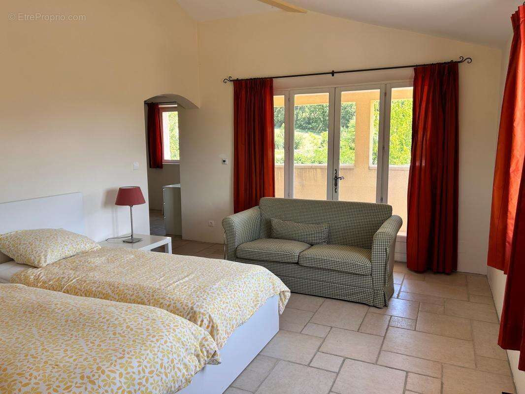 Maison À Vendre - Montbrun-les-Bains - 245 m² - photo 15