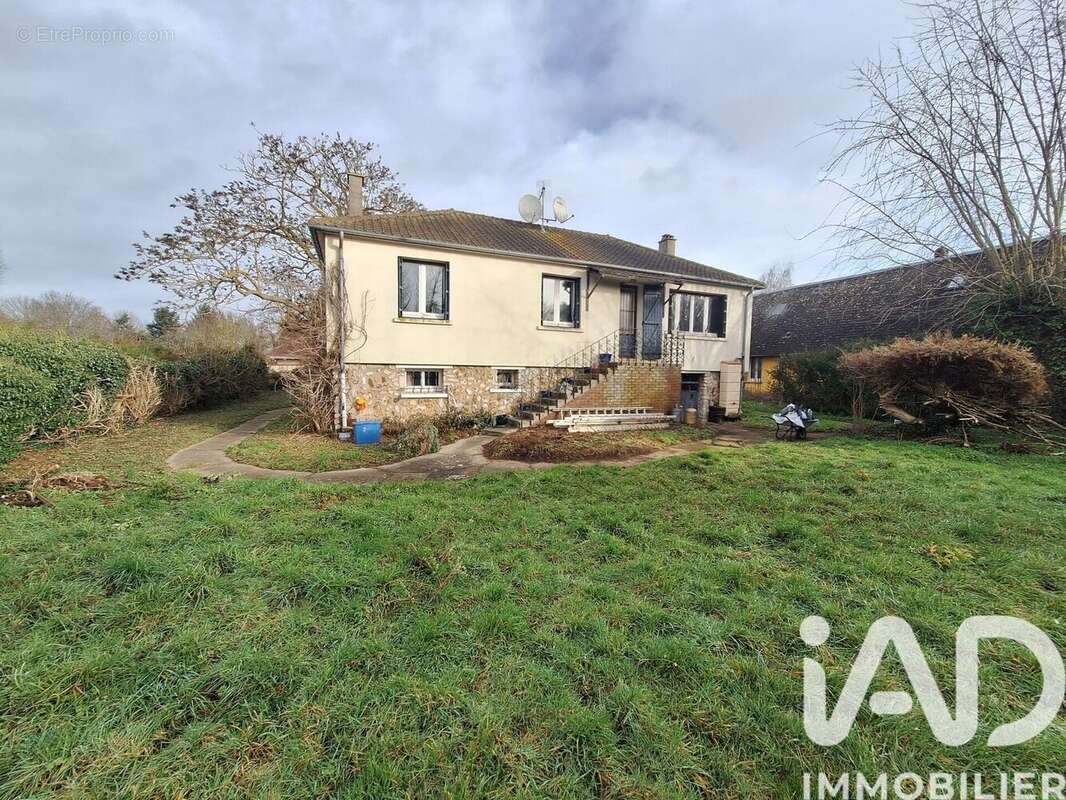 Maison 100 m² à Gauville-La-Campagne  - photo 5