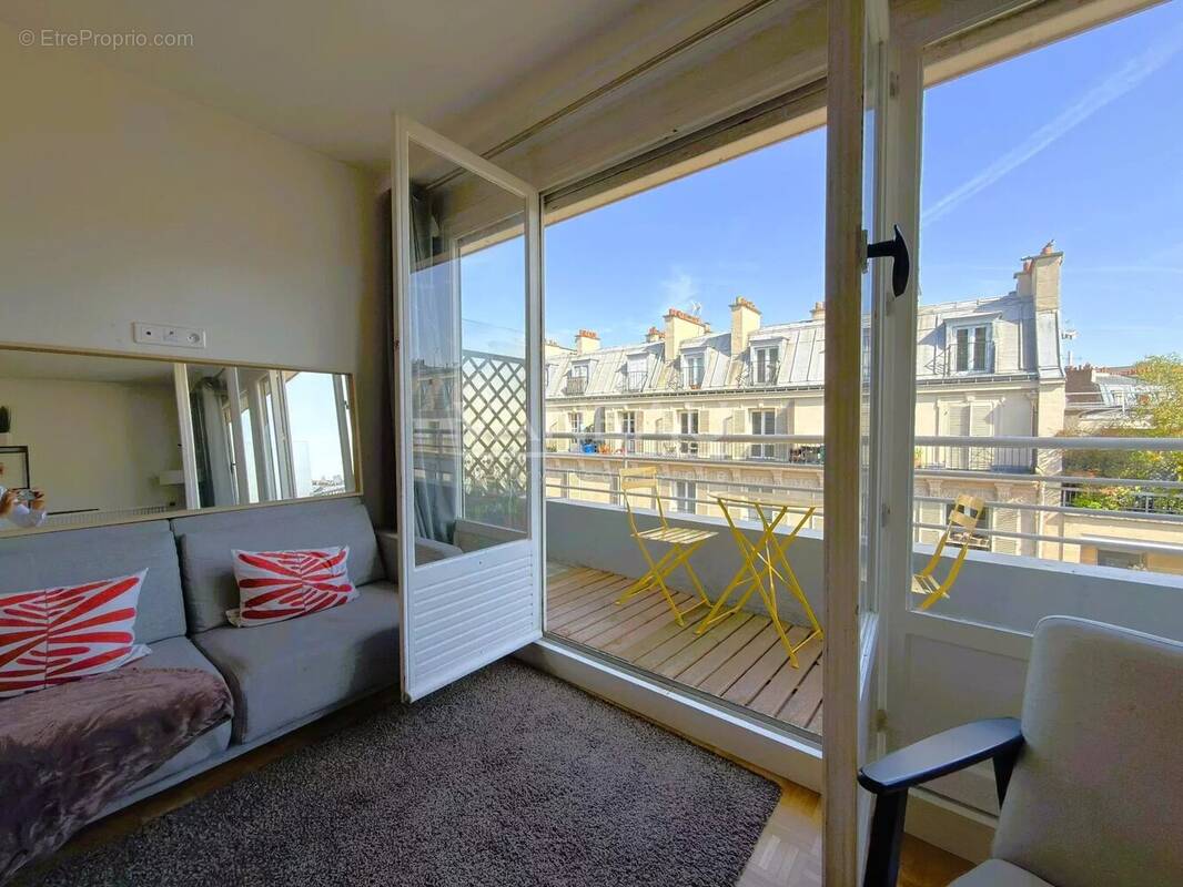 Appartement à PARIS-12E