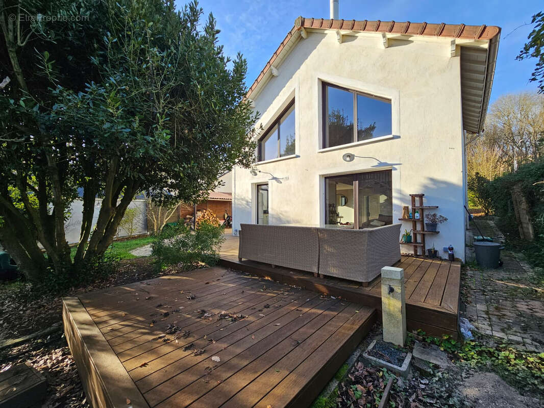 Maison à ARPAJON