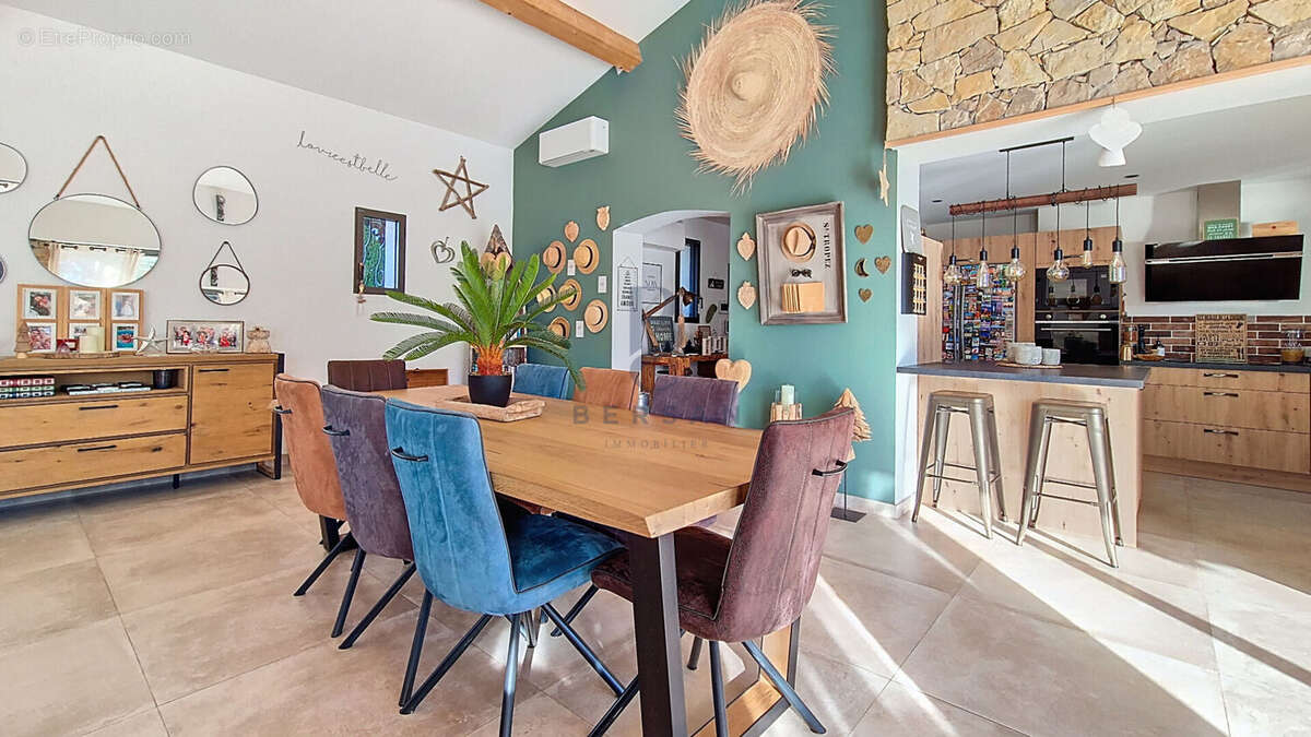 Maison à FREJUS