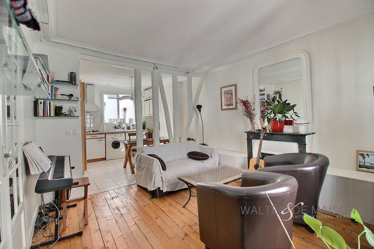 Appartement à PARIS-17E