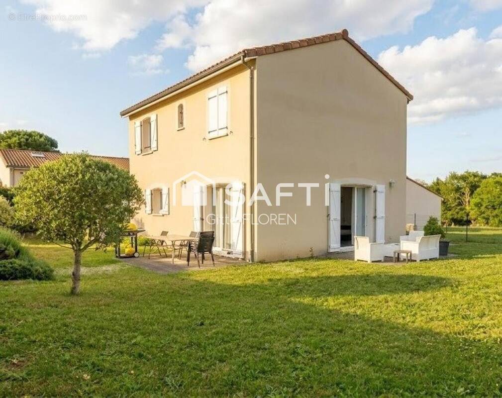 Photo 1 - Maison à SAINT-SULPICE