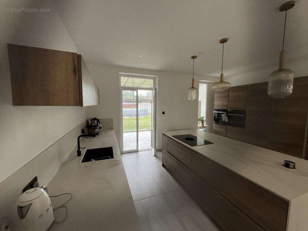 Maison à VAULX-EN-VELIN