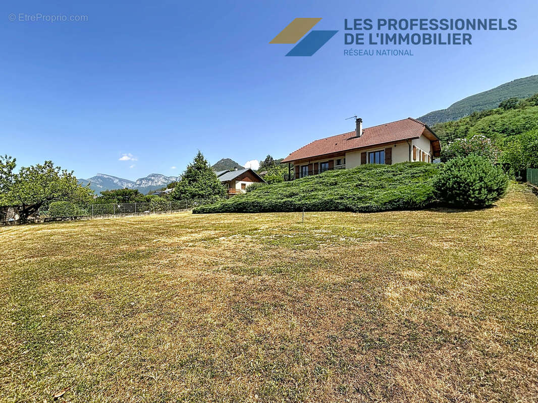 Maison traditionnelle de plain-pied de 129,25 m2 habitable, sur un terrain de 1 760 m2 - photo 18