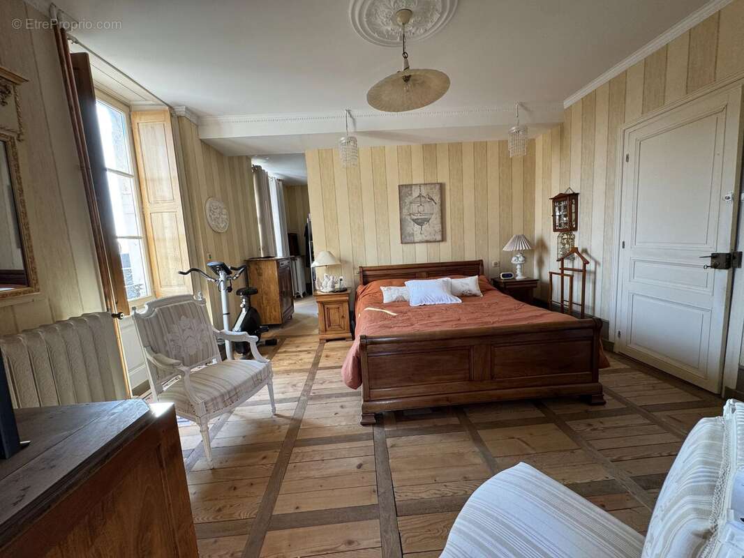 Maison à BOURG-EN-BRESSE