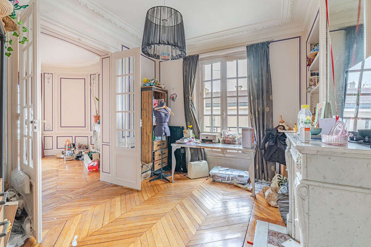 Appartement à PARIS-15E