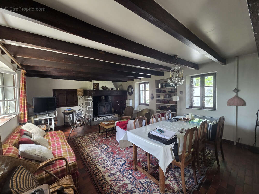 Maison à CHASSENON