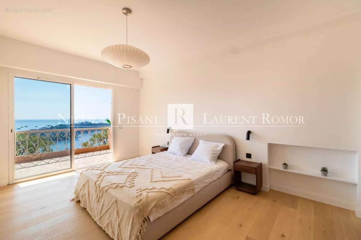 Appartement à VILLEFRANCHE-SUR-MER