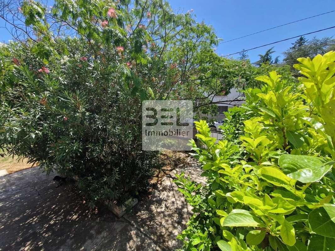 Maison à BAGNOLS-SUR-CEZE