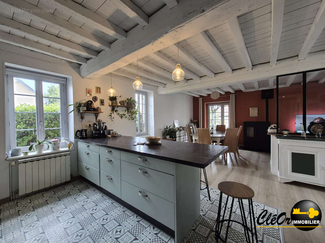 Maison 150 m² à Epervans  - photo 3