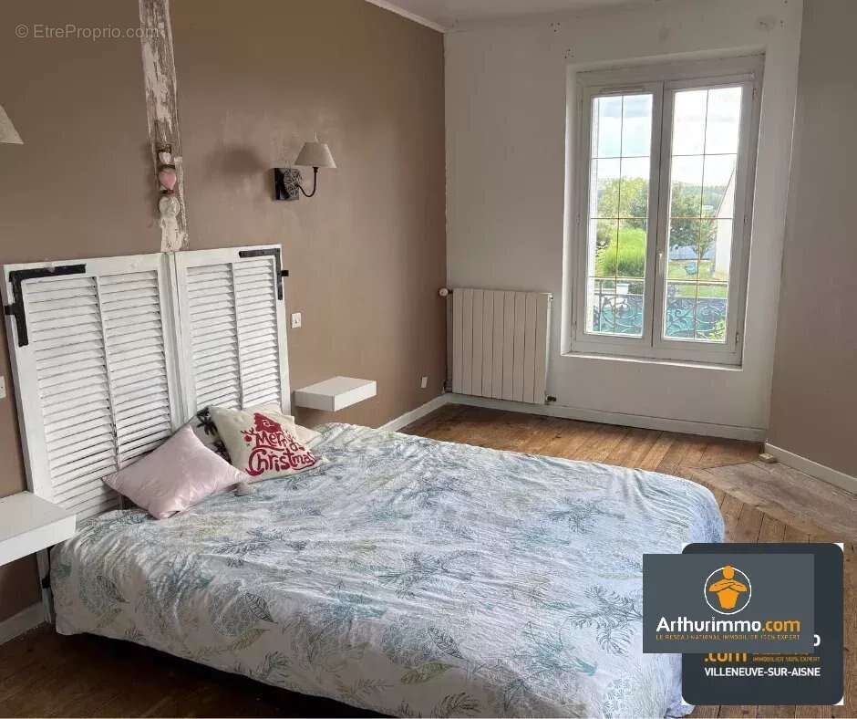 Maison à BOURG-ET-COMIN