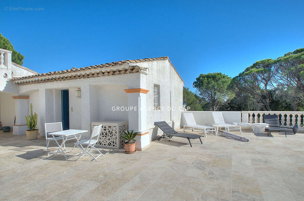 Appartement à SAINT-RAPHAEL