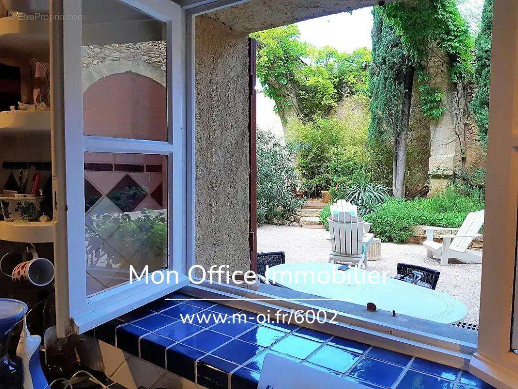 Référence : 6002-VCL. - Maison de Maître du XVII - Cours intérieure et piscine - 20 minutes d'Aix en Provence - photo 7