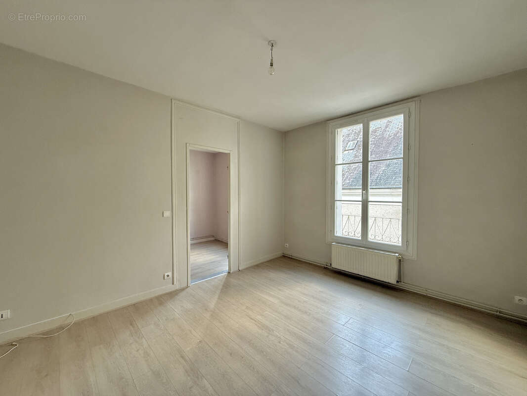 Appartement à BLERE