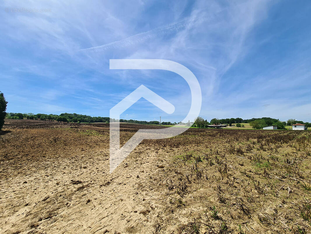 Terrain à ORTHEZ