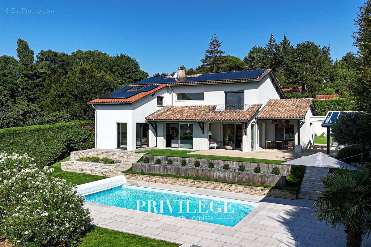 Maison à SAINT-DIDIER-AU-MONT-D&#039;OR