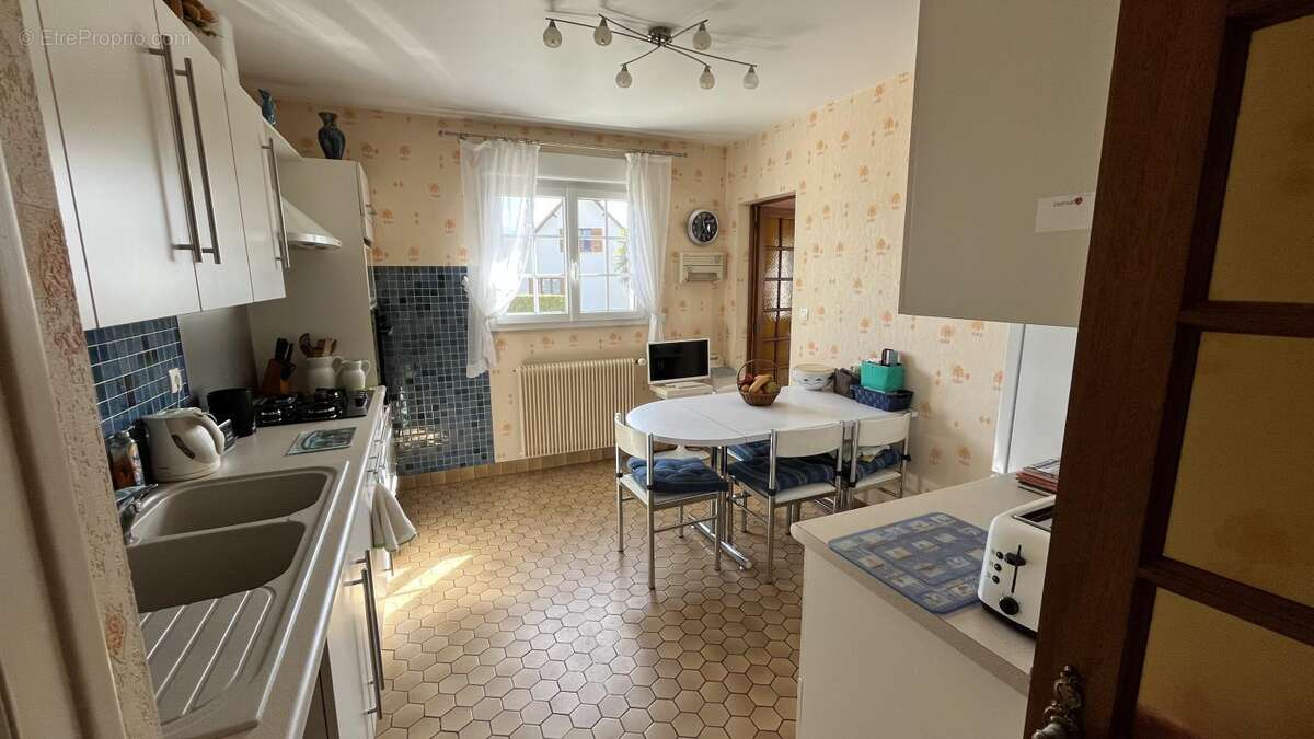 Maison à EPRON