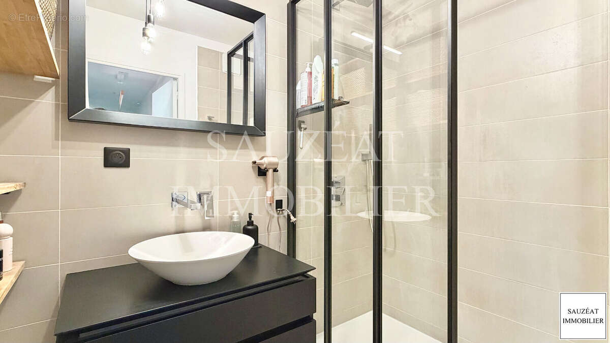 Appartement à MONTROUGE