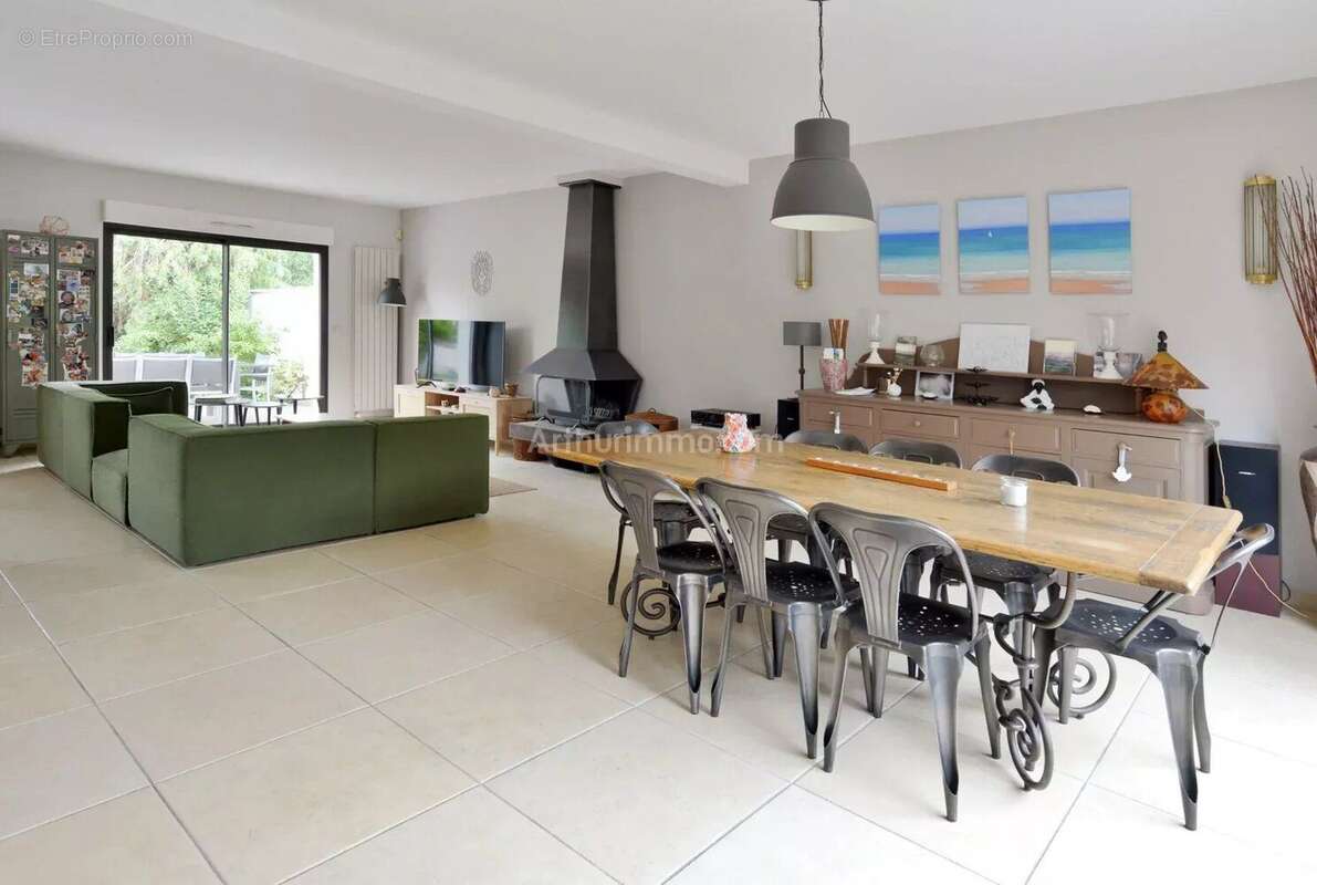 Maison à BRY-SUR-MARNE