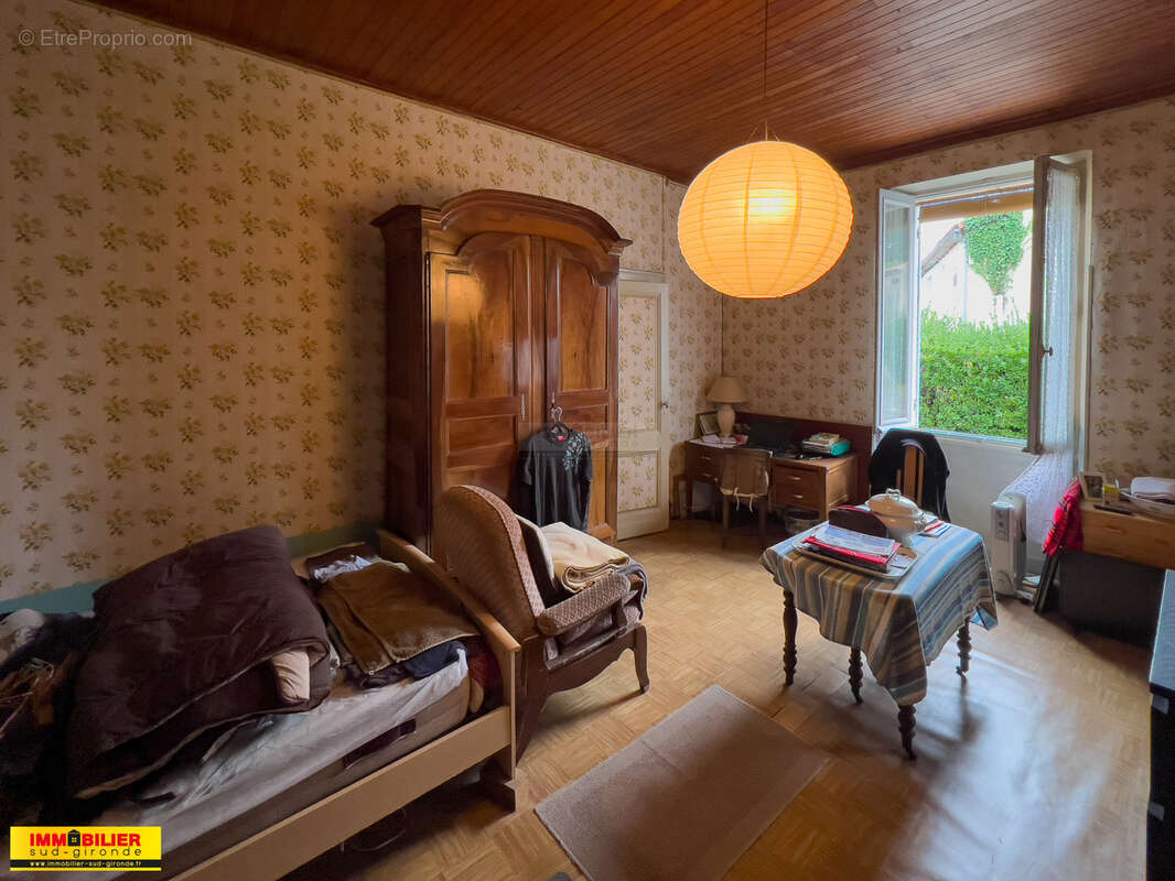 Maison à ILLATS