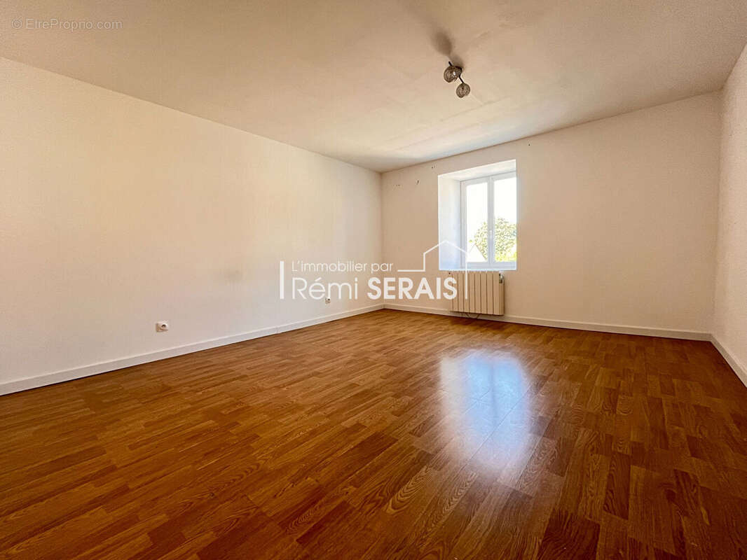 Maison en pierre à vendre - L'immobilier par Rémi Serais - photo 9