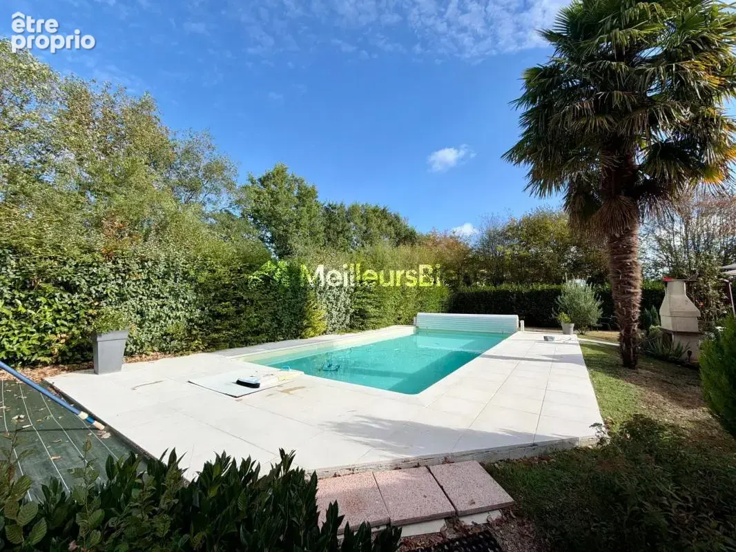 Maison de plain-pied 134 m² – 3/4 chambres – Piscine chauffée – Terrain 1 352 m² – La Bazouge-des-Alleux - photo 18