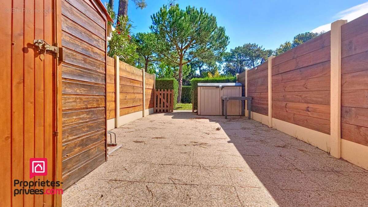 Maison à LES MATHES