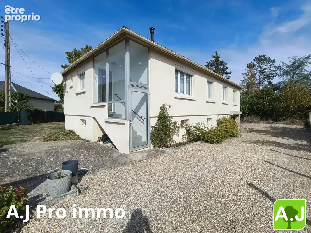 Photo Maison à Ivry-La-Bataille au prix de 209 000€