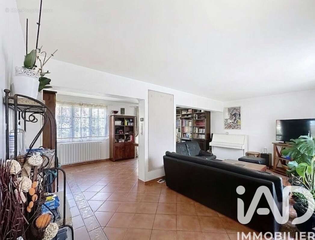 Photo 4 - Maison à SARTROUVILLE